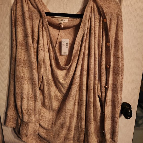 Maurices beige/cream buffalo plaid off-the-shoulder top Plus Size 3X  NWT - Picture 2 of 5